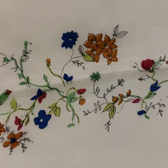 Vintage Charming Floral Print Scarf with Green Border, Made In Japan - Picture 6 of 10